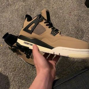 Jordan 4 mushroom size 13 in men.